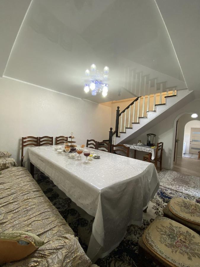Guest House Tenir Too Naryn ภายนอก รูปภาพ
