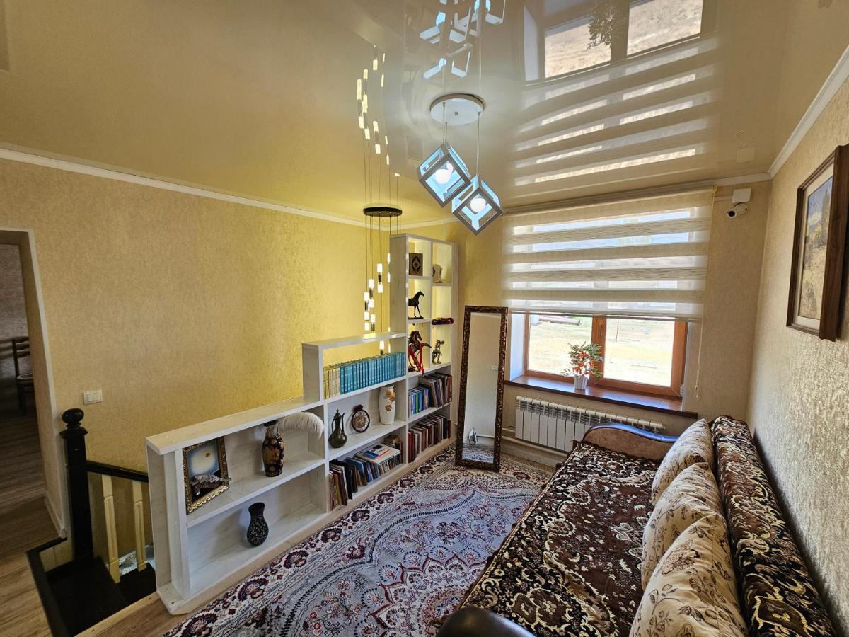 Guest House Tenir Too Naryn ภายนอก รูปภาพ
